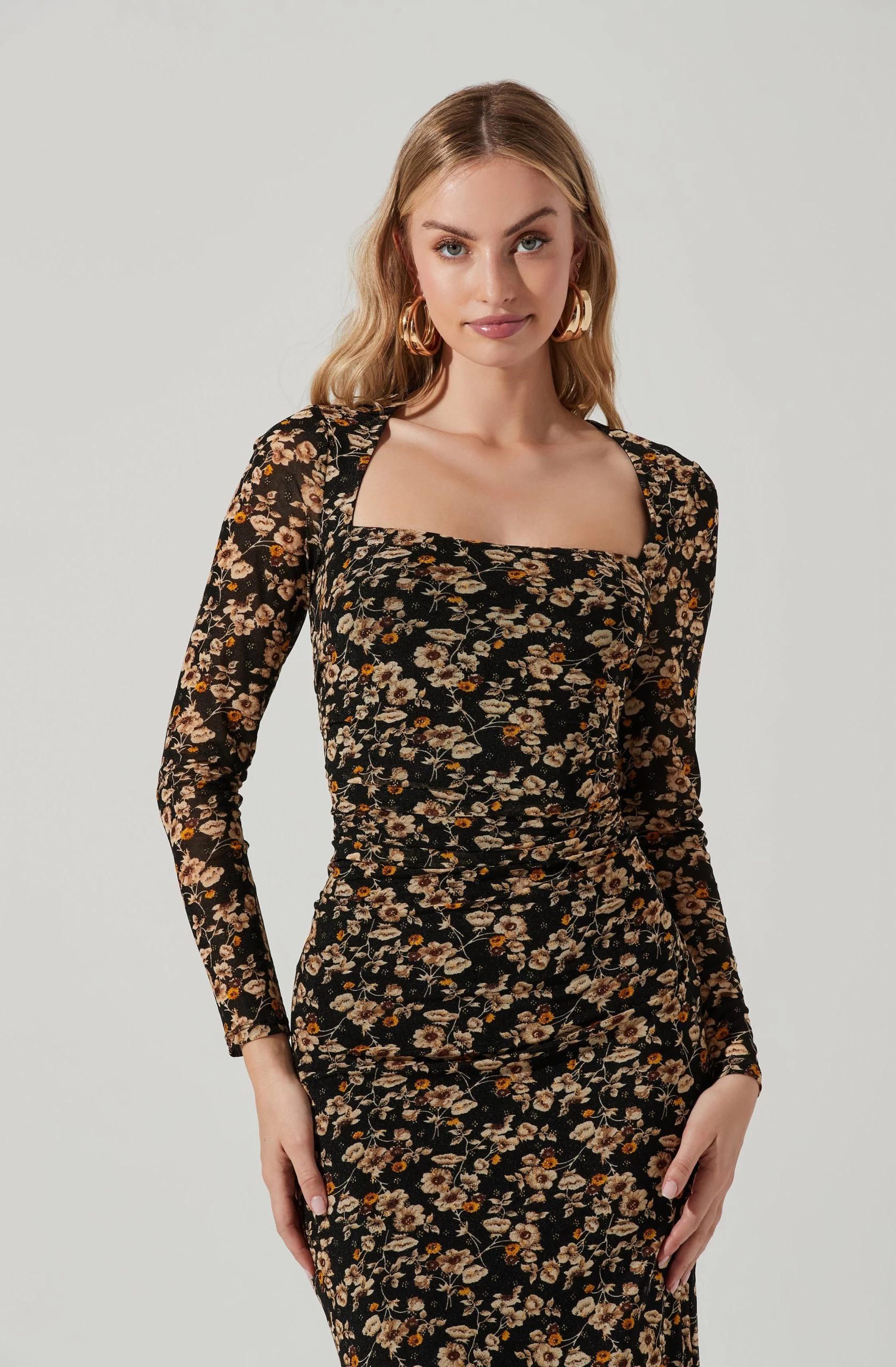 Hyacinth Floral Square Neck Midi Dress - Image 2