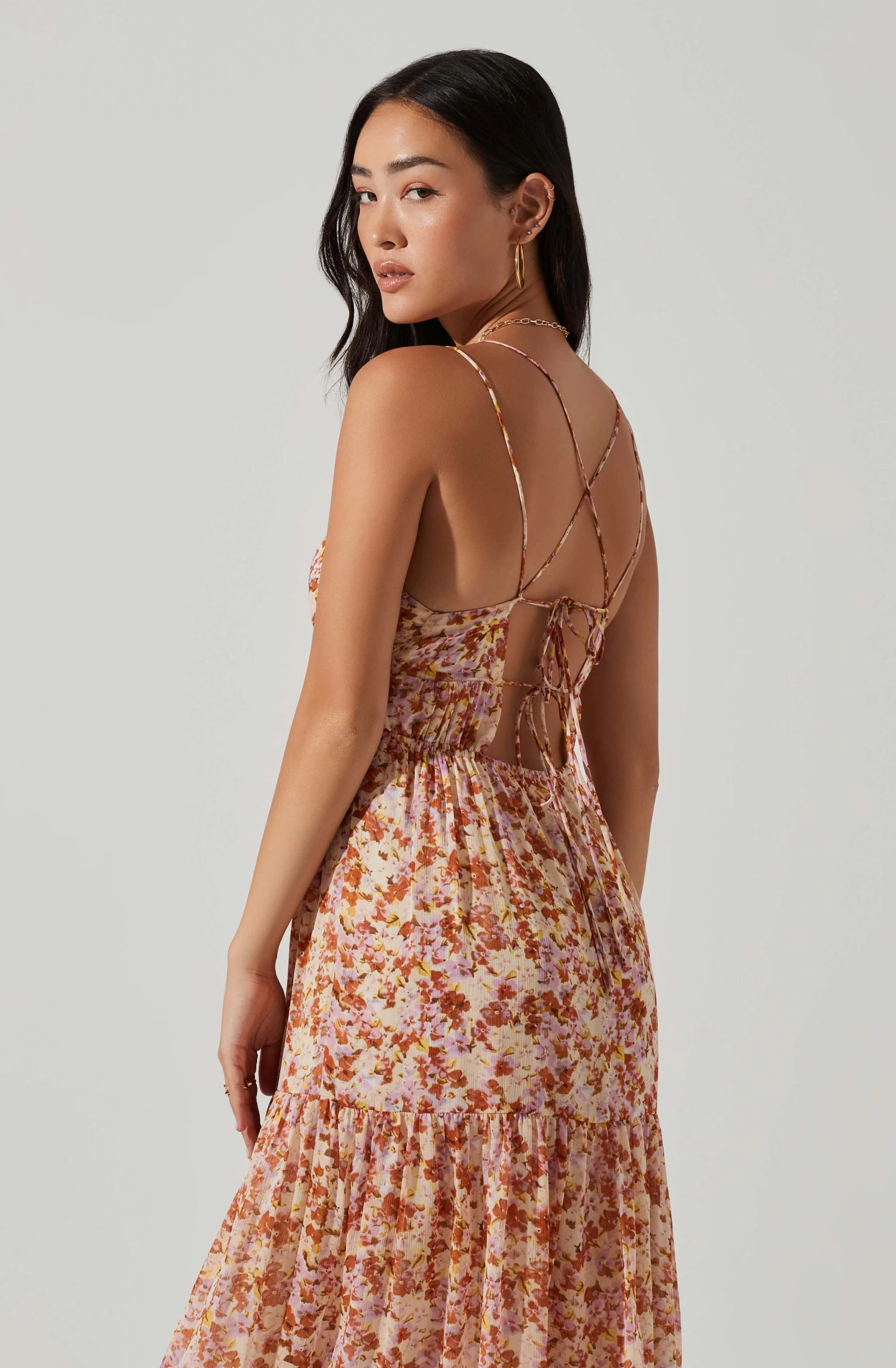 Ryliana Floral Tiered Maxi Dress - Image 8