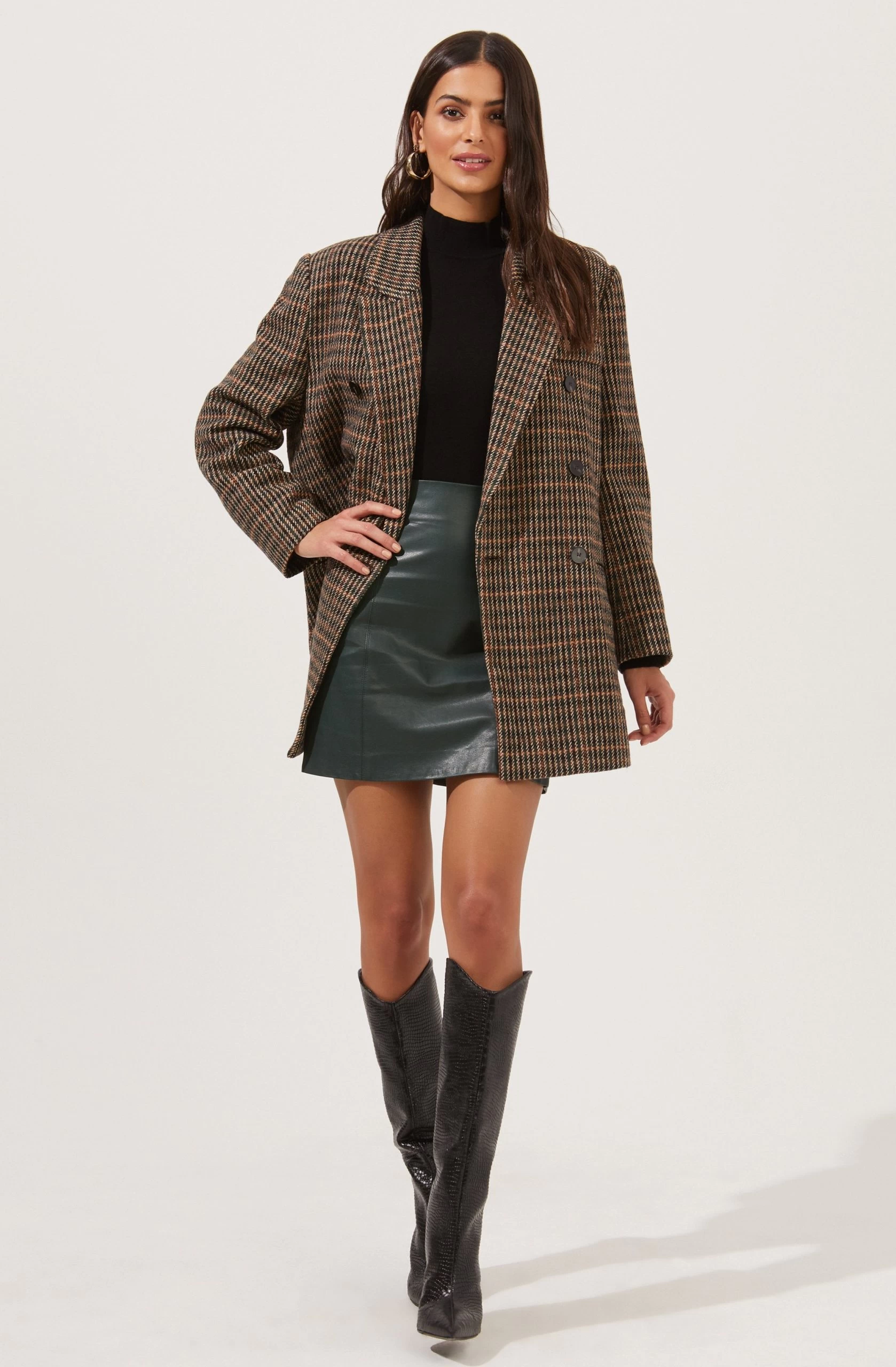 Meika Faux Leather Mini Skirt - Image 10