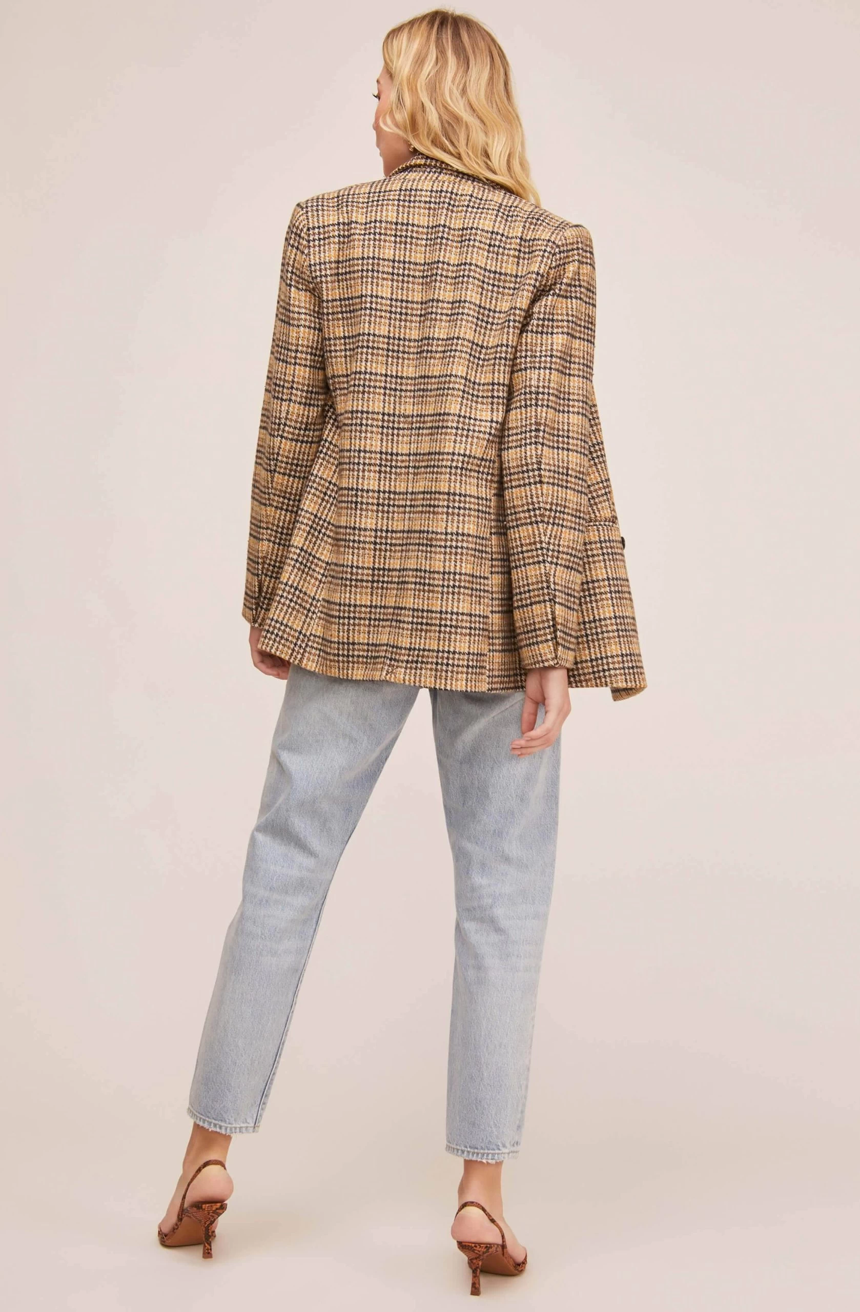 Greta Blazer - Image 4