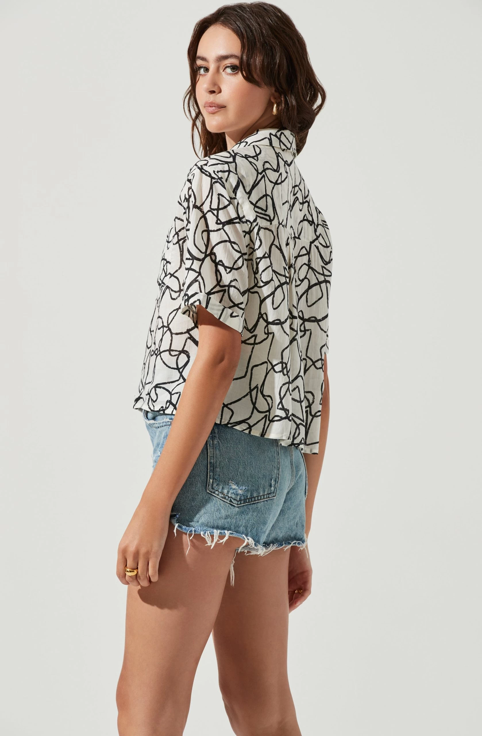 Chrysanthe Abstract Print Button Down Short Sleeve Top - Image 6