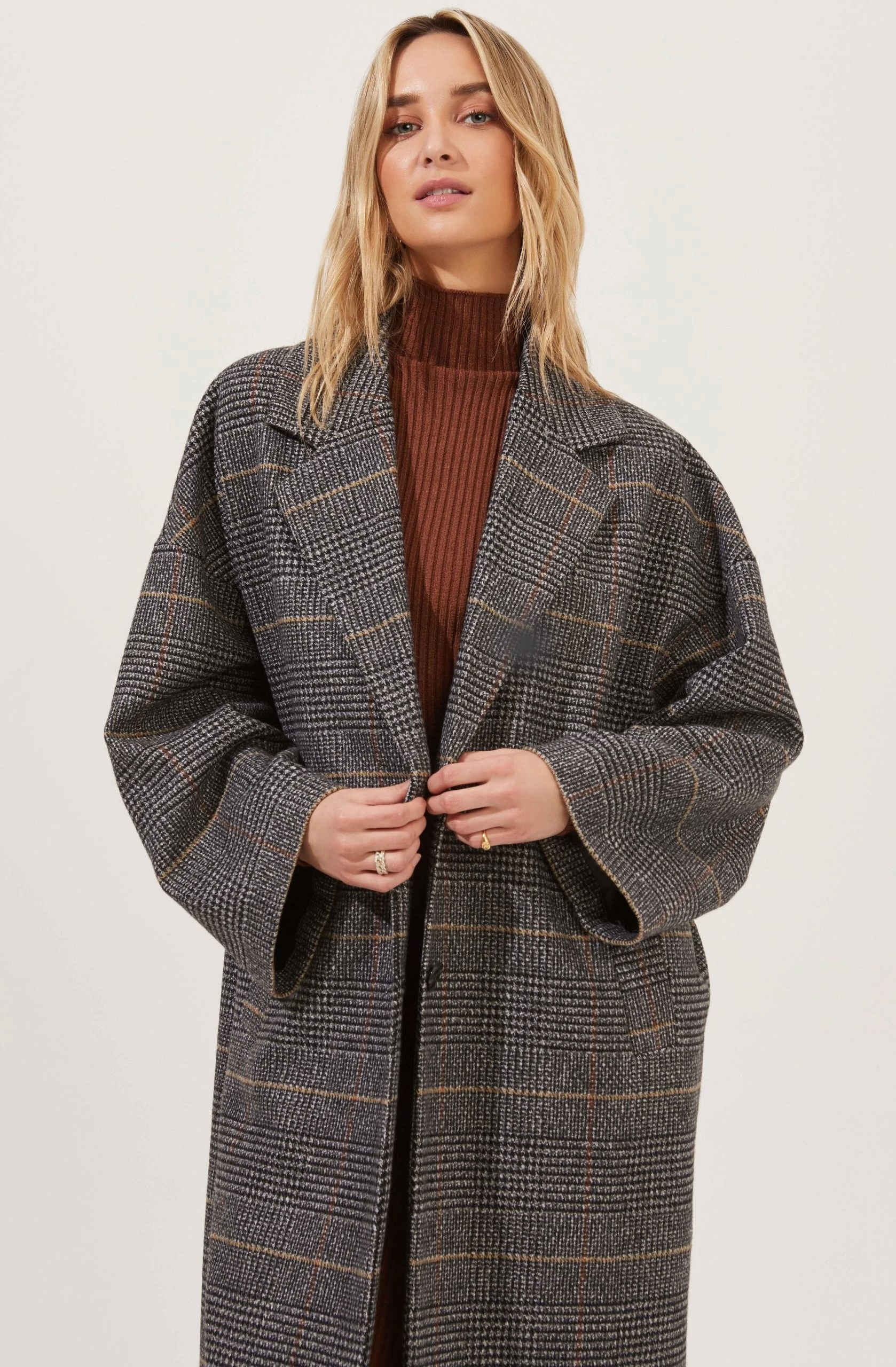 Evanston Plaid Oversized Coat - Image 5