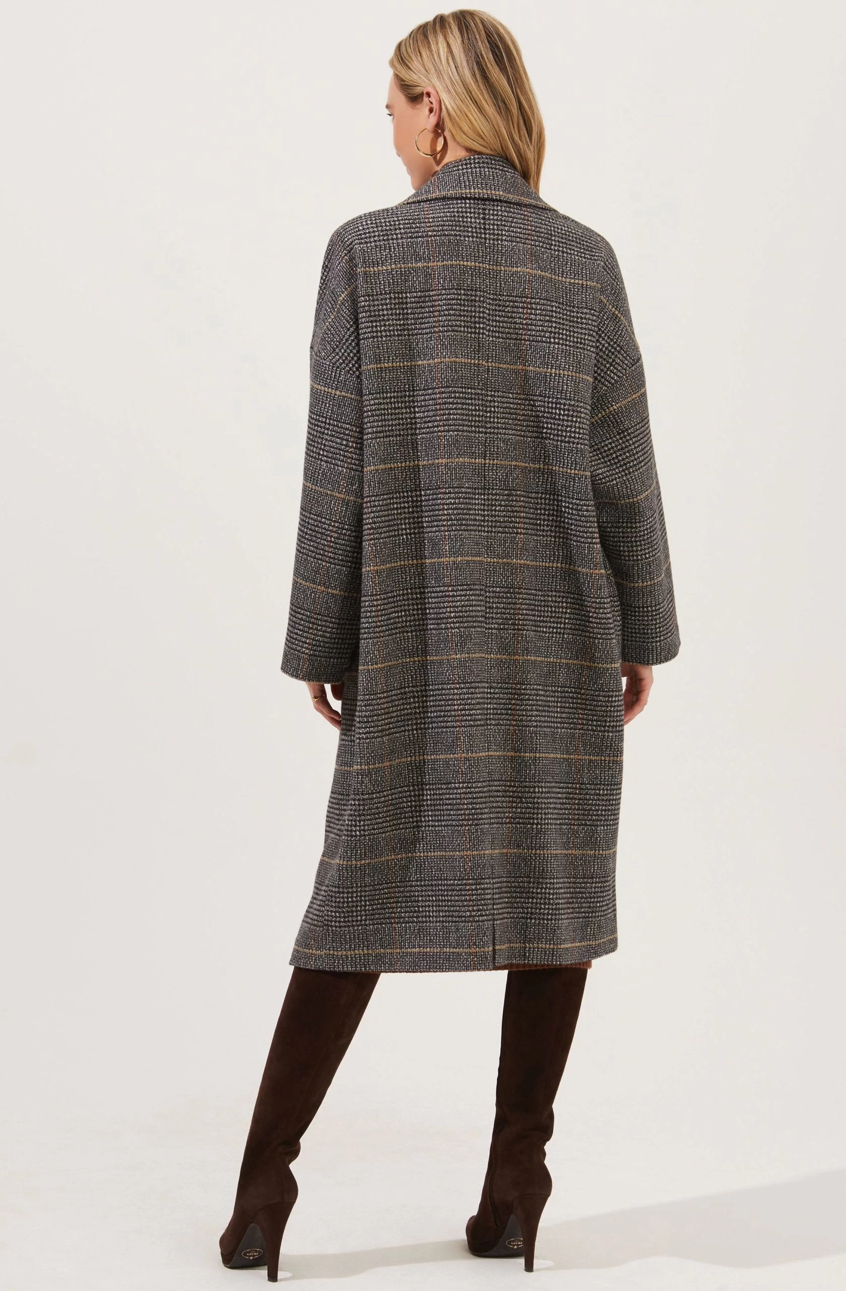 Evanston Plaid Oversized Coat - Image 4