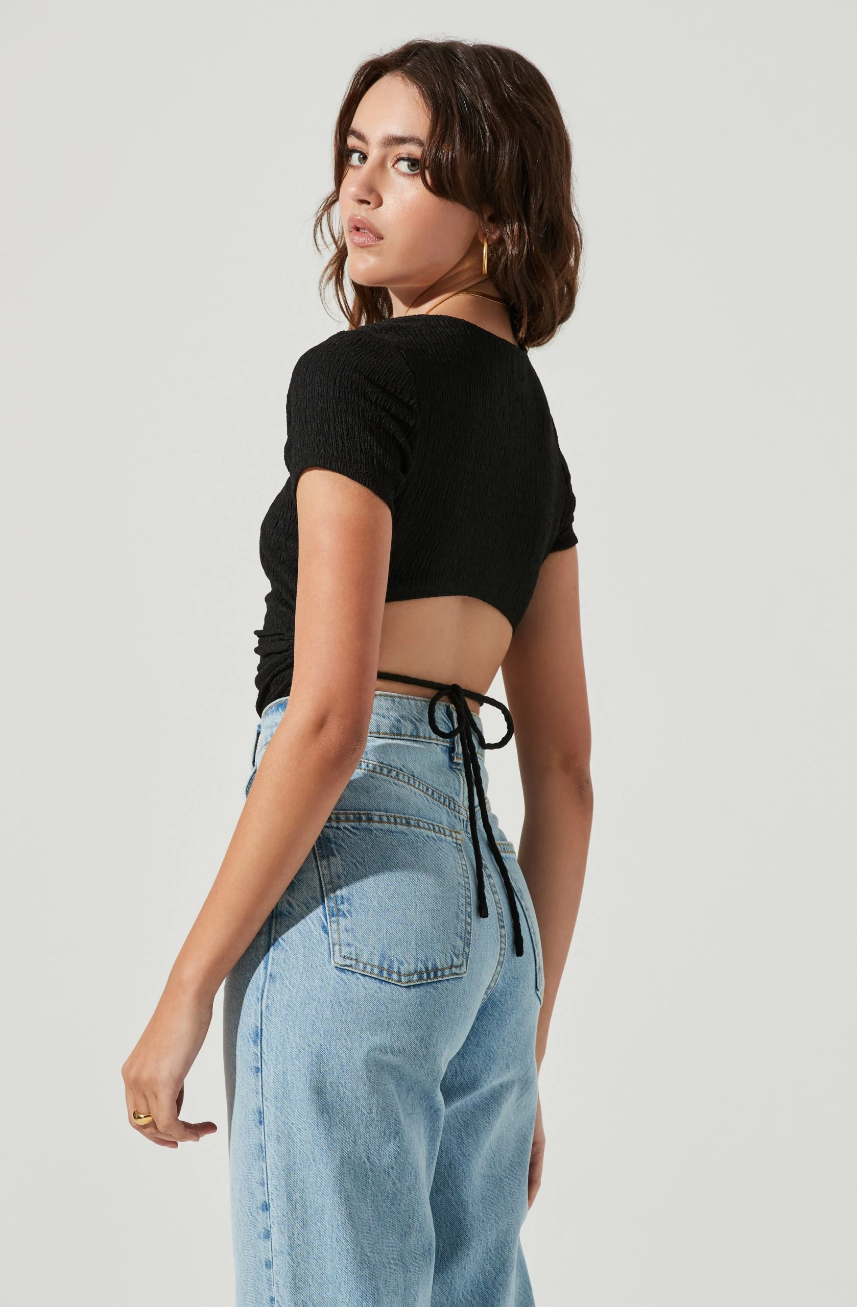 Charlize Cutout Short Sleeve Crinkle Bodysuit - Image 12