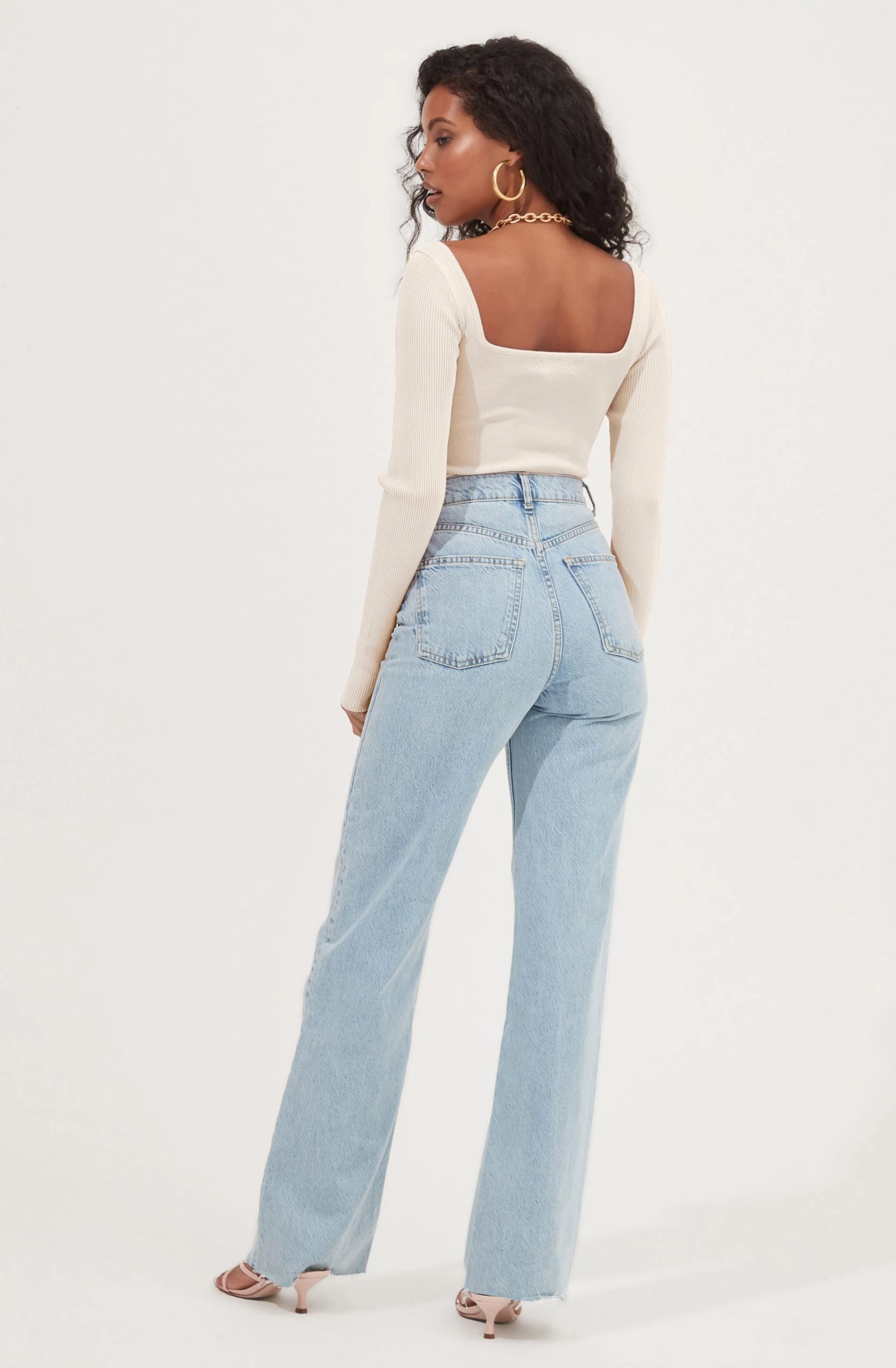 Tarzana Ribbed Knit Sweetheart Sweater - Image 4