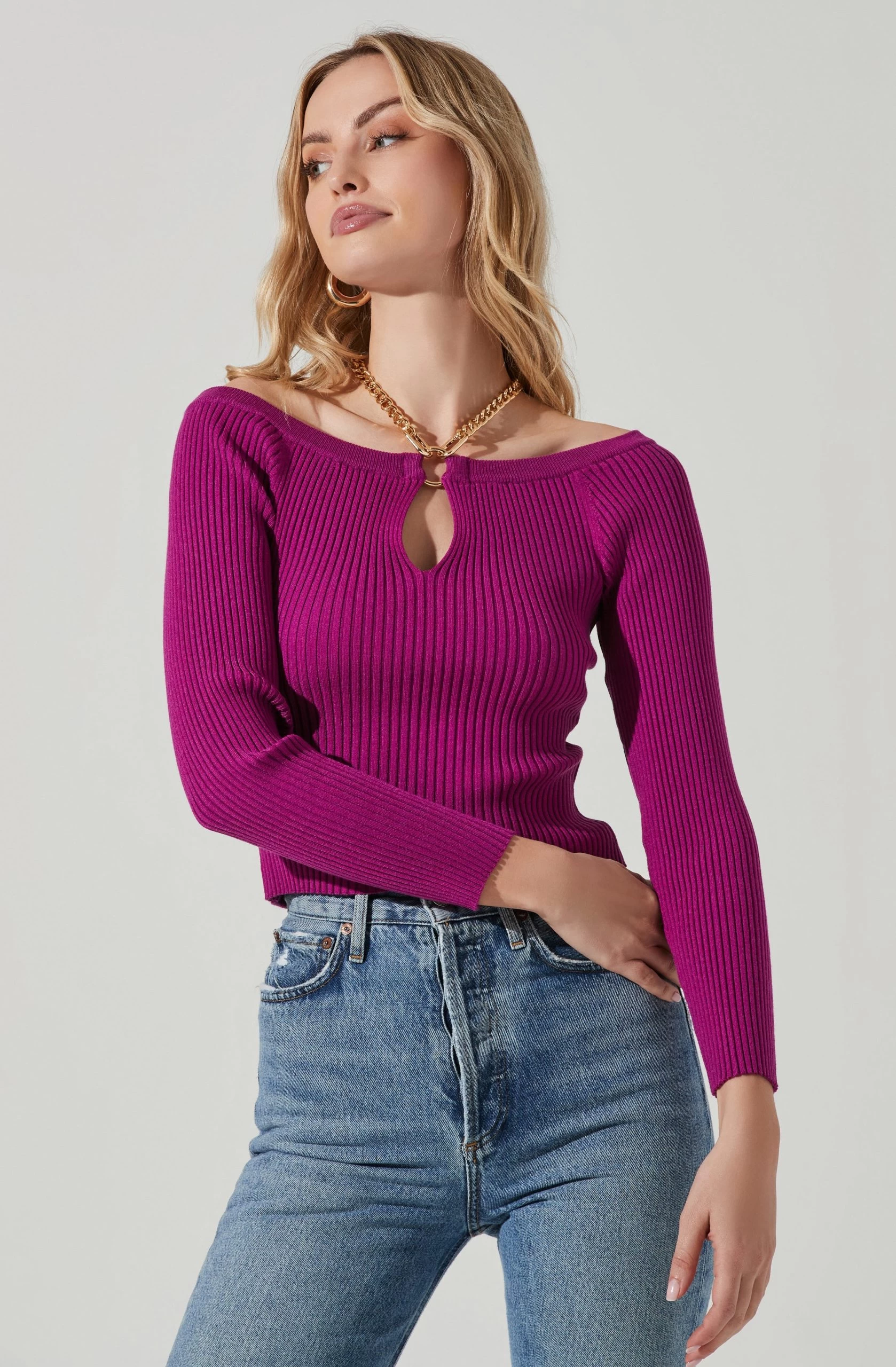 Philippa Chain Strap Sweater - Image 9