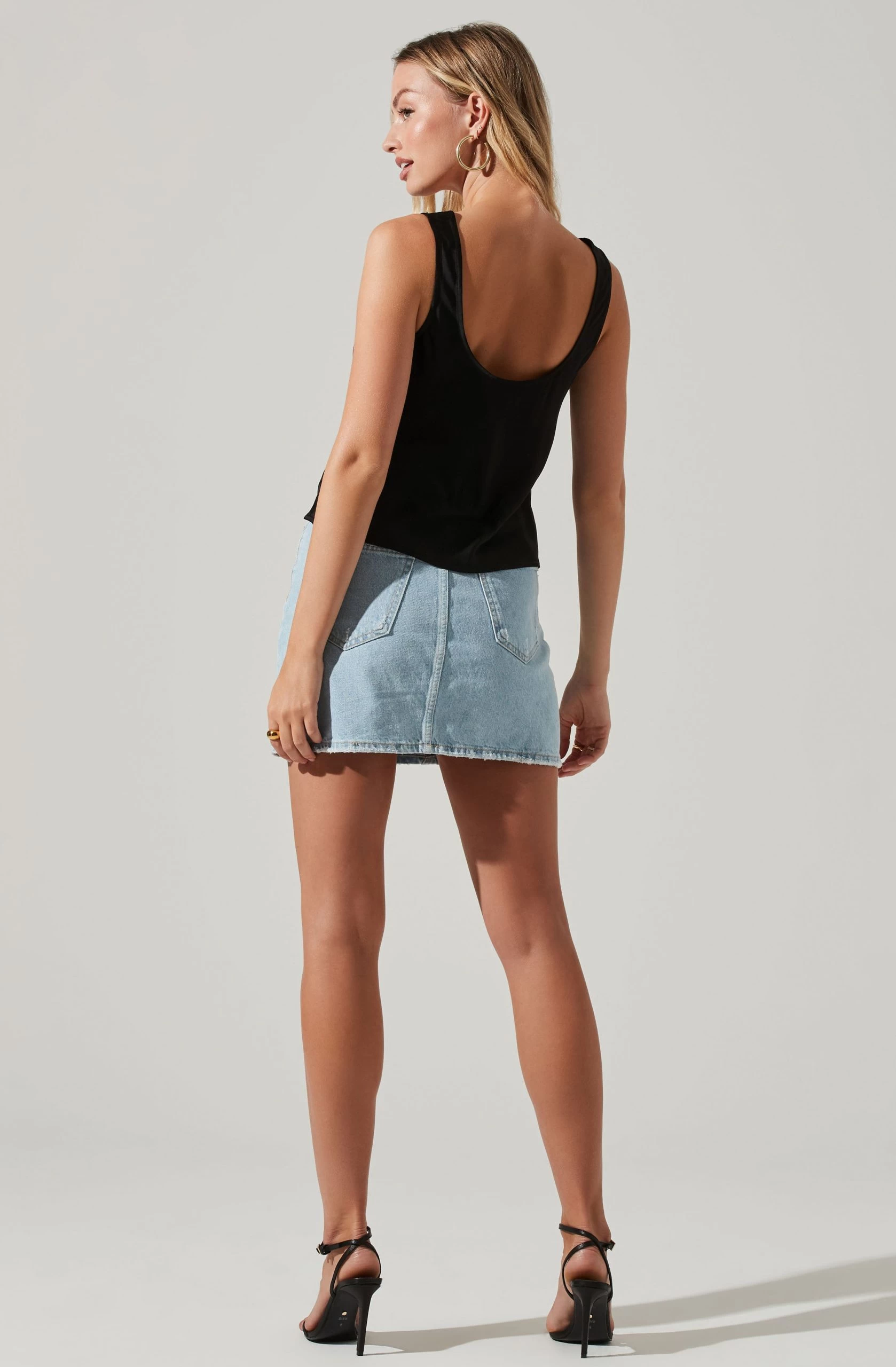 Julie Cinched Front Top - Image 3