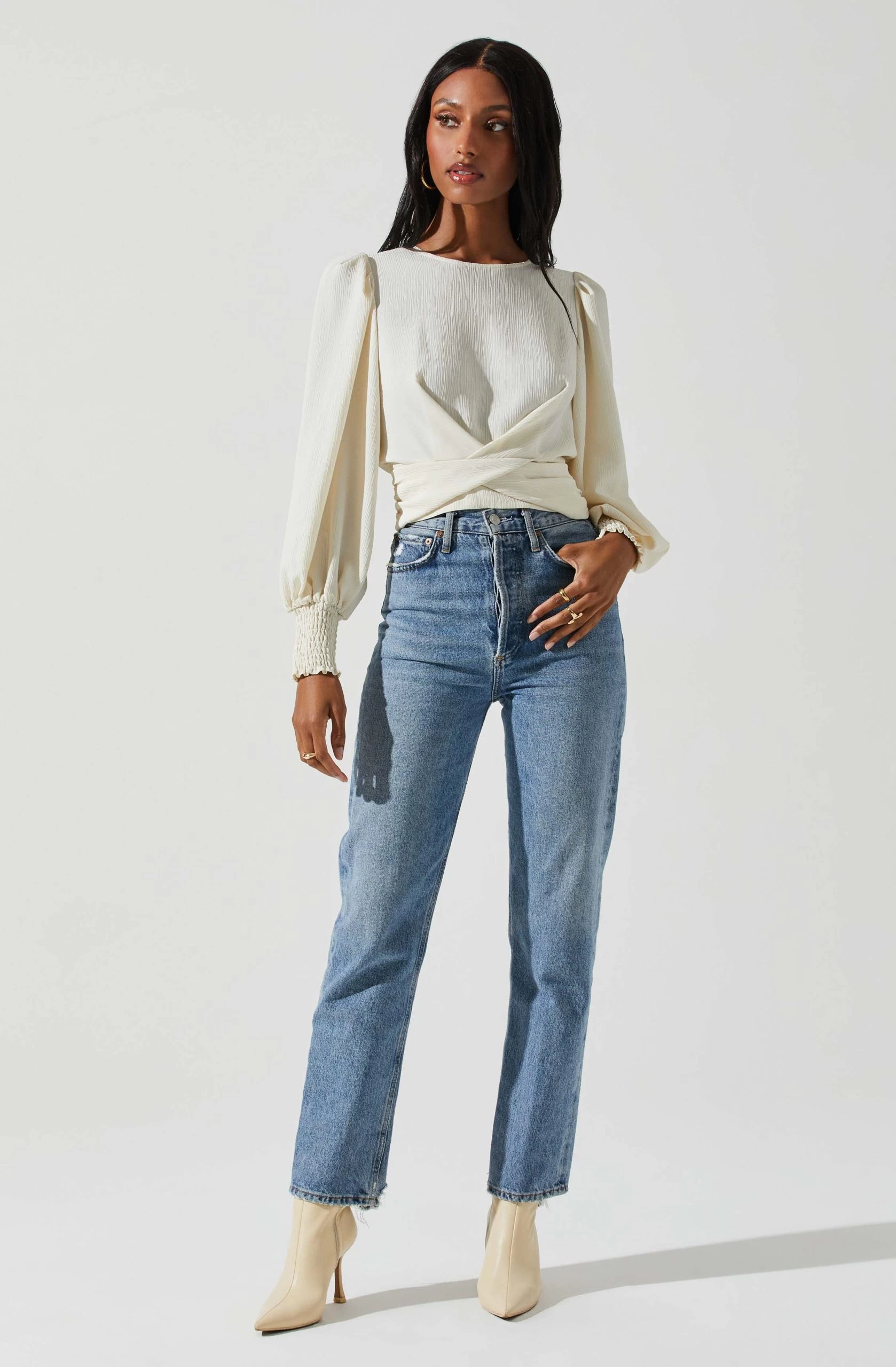 Wrenley Twist Front Puff Sleeve Top - Image 10