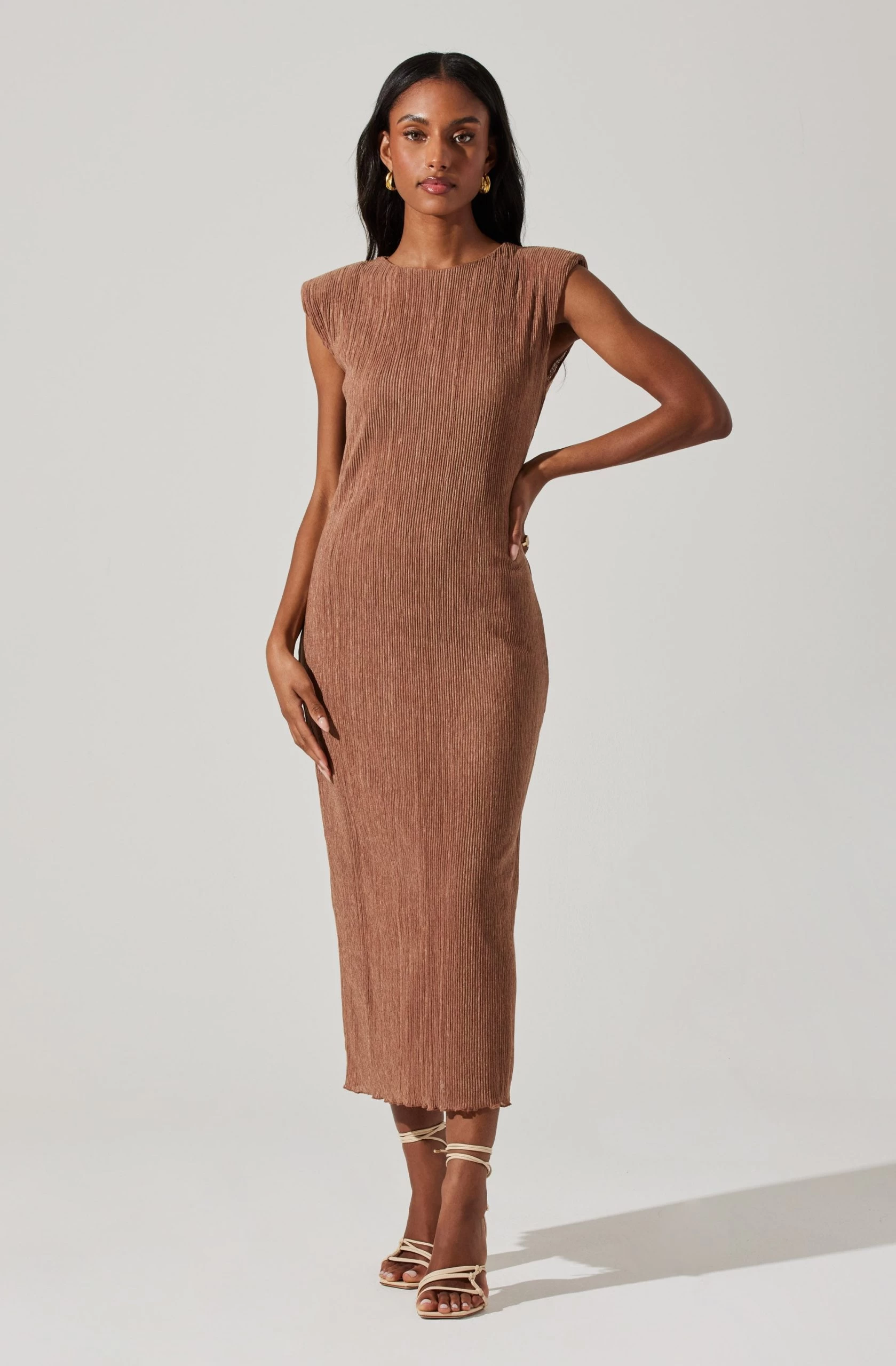 Plisse Straight Neck Midi Dress - Image 7