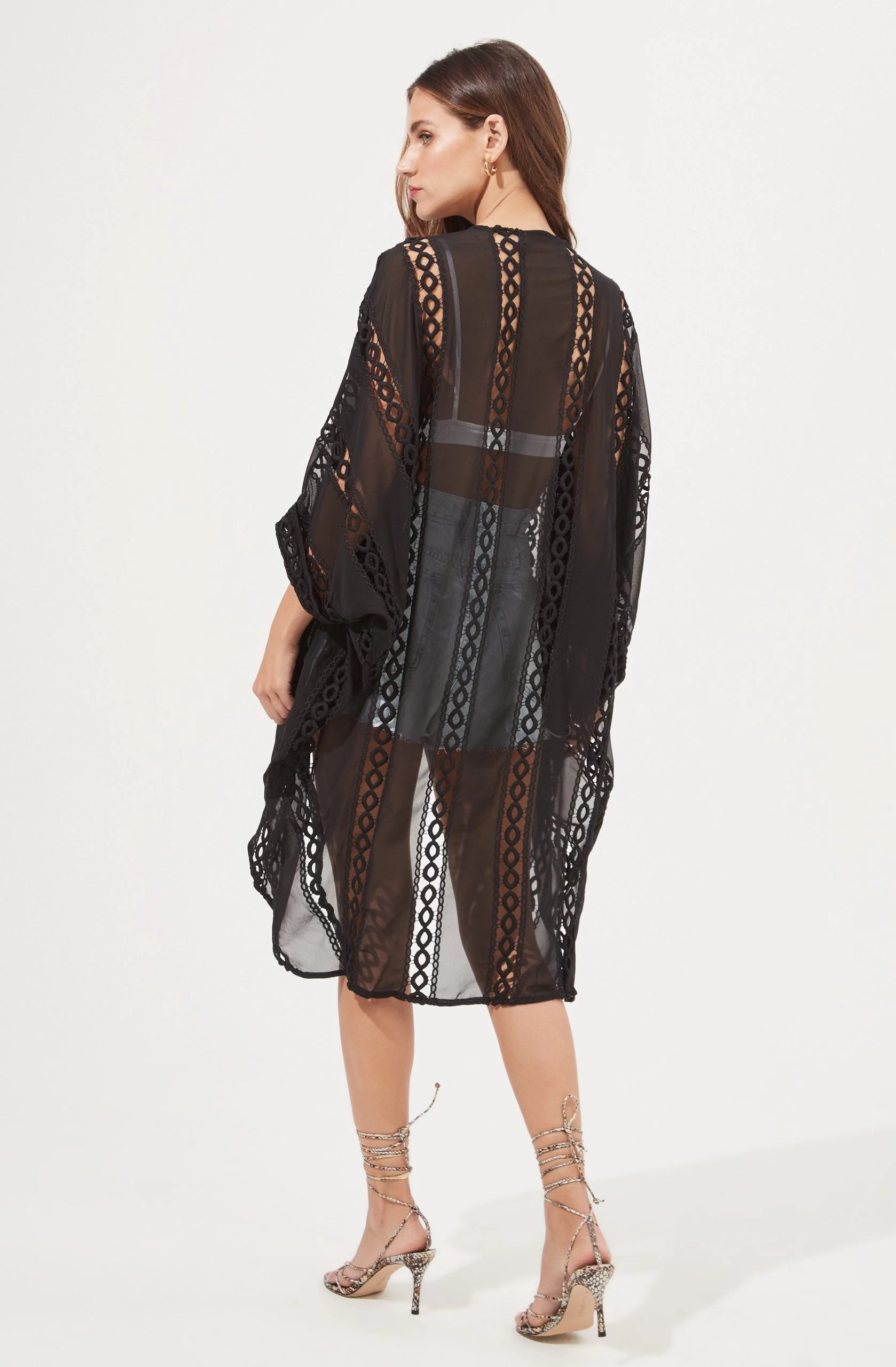 Blythe Cover Up - Image 6