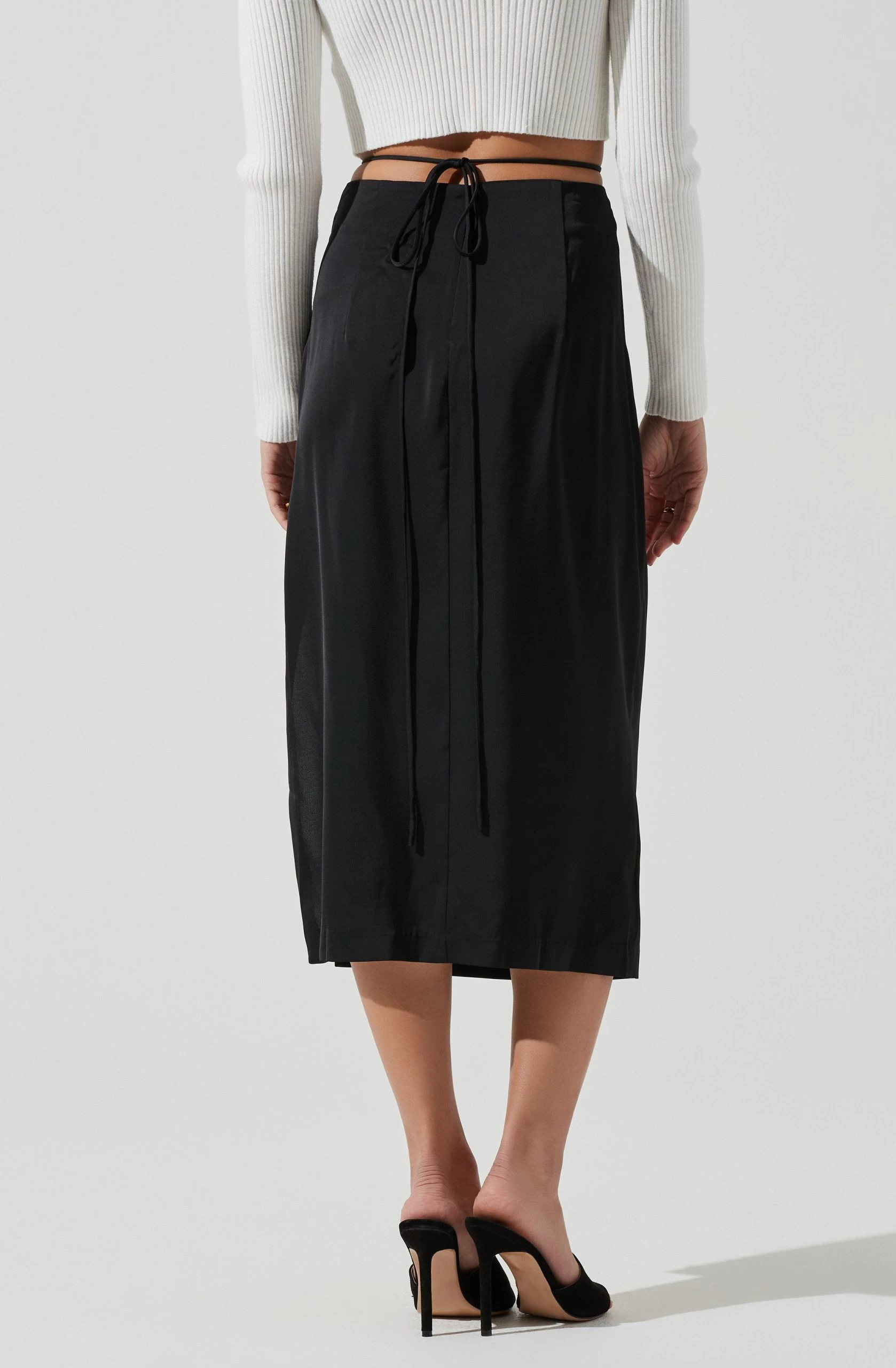 Hi Slit Ruched Skirt - Image 3