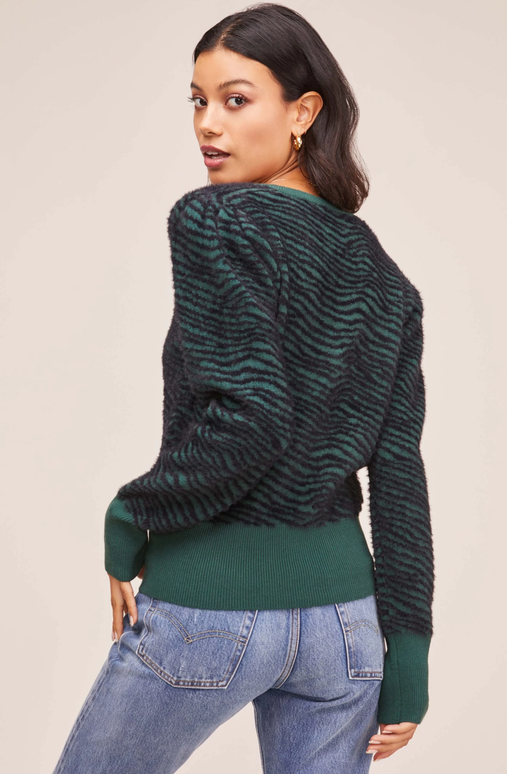 Tiger Pullover Sweater - Image 9