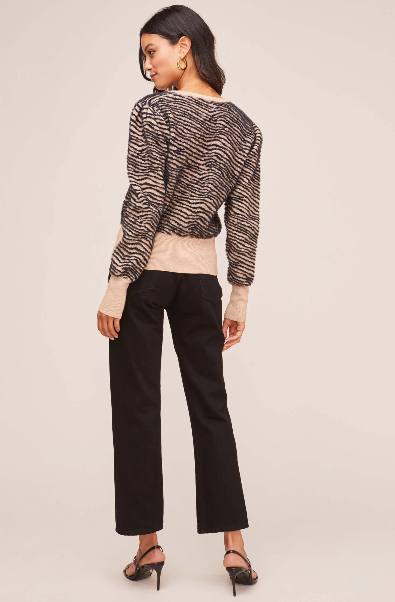 Tiger Pullover Sweater - Image 4