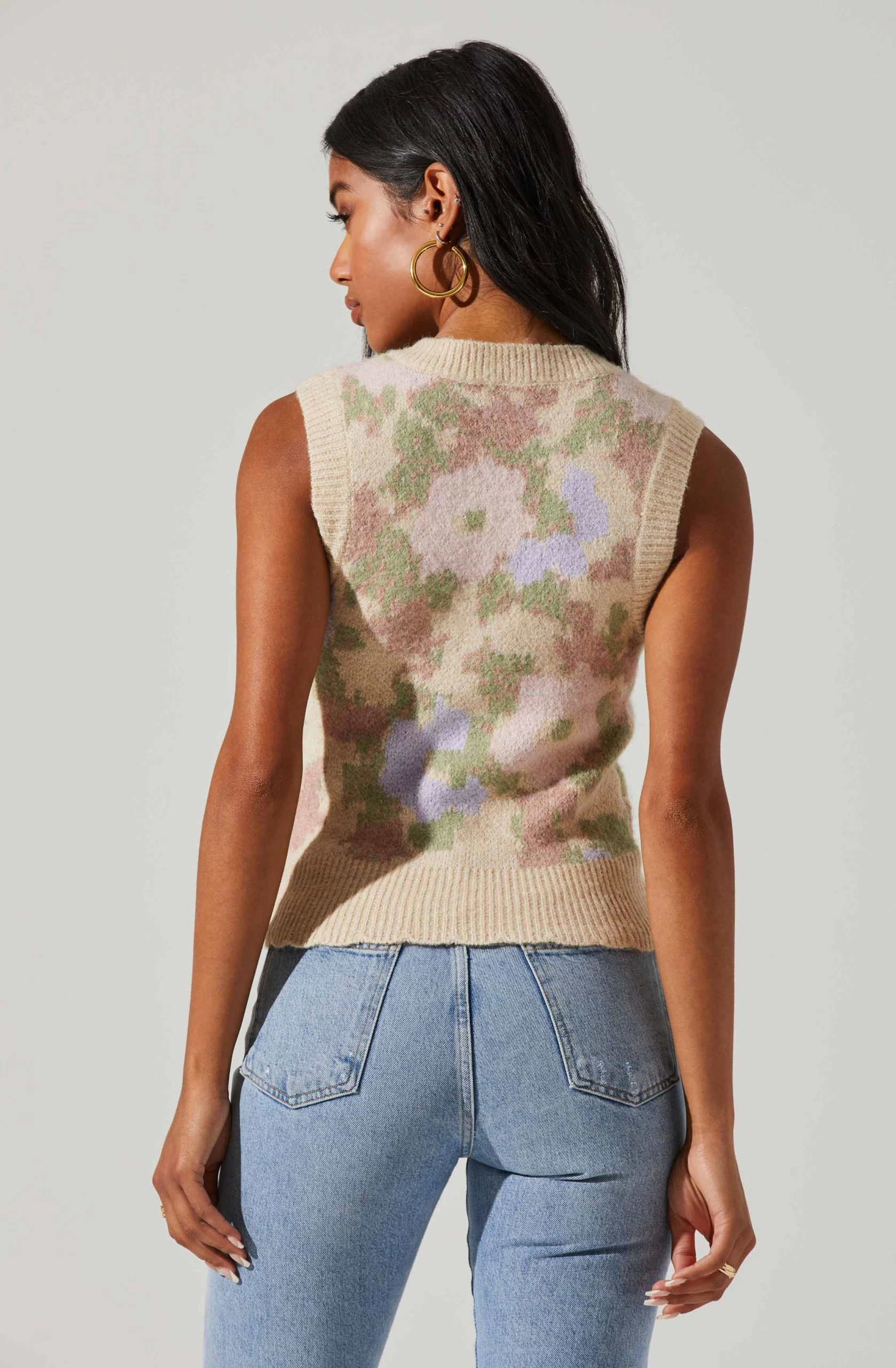 Floral Pattern Sweater Vest - Image 4