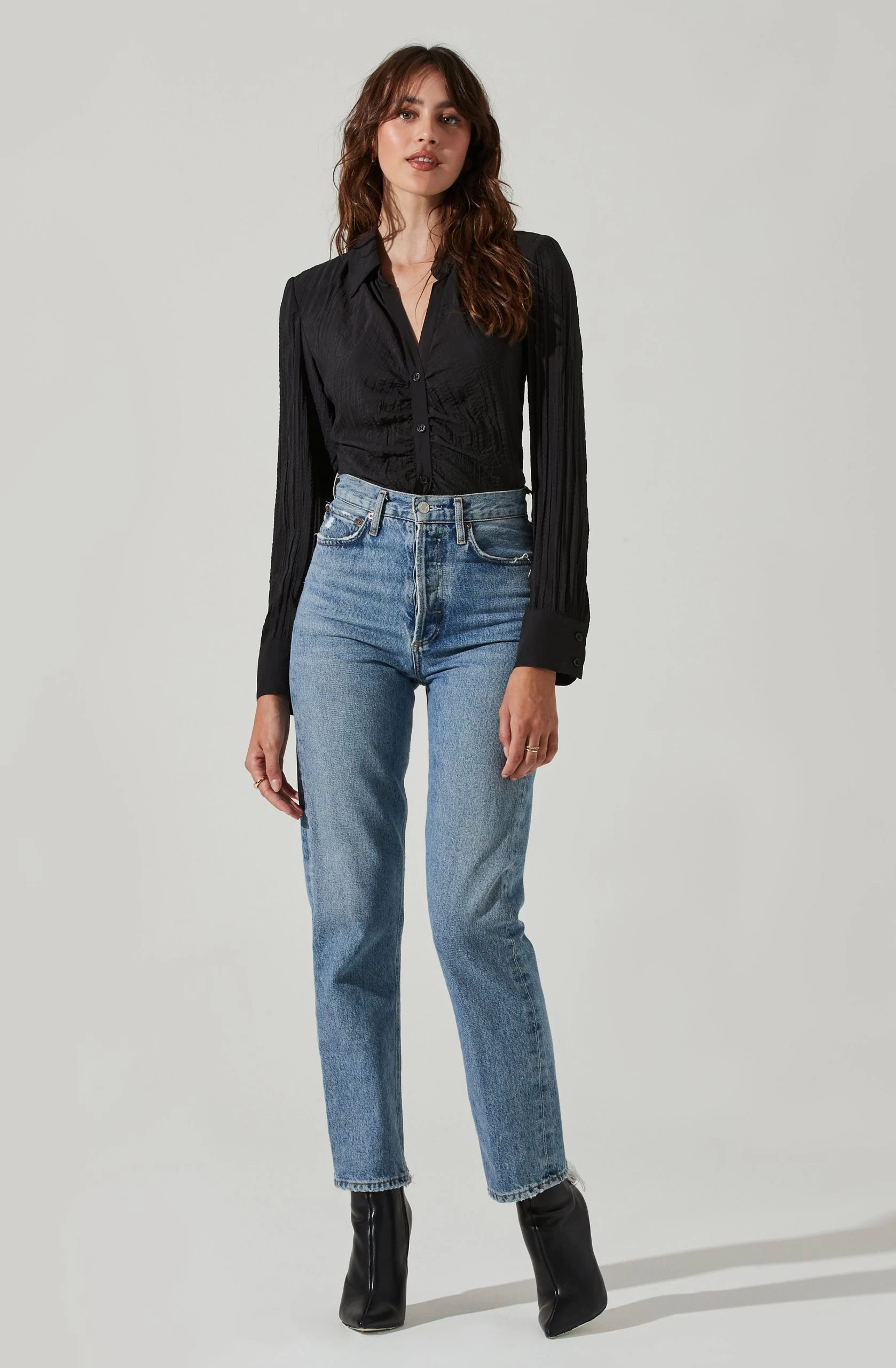 Textured Ruched Button Up - Image 2