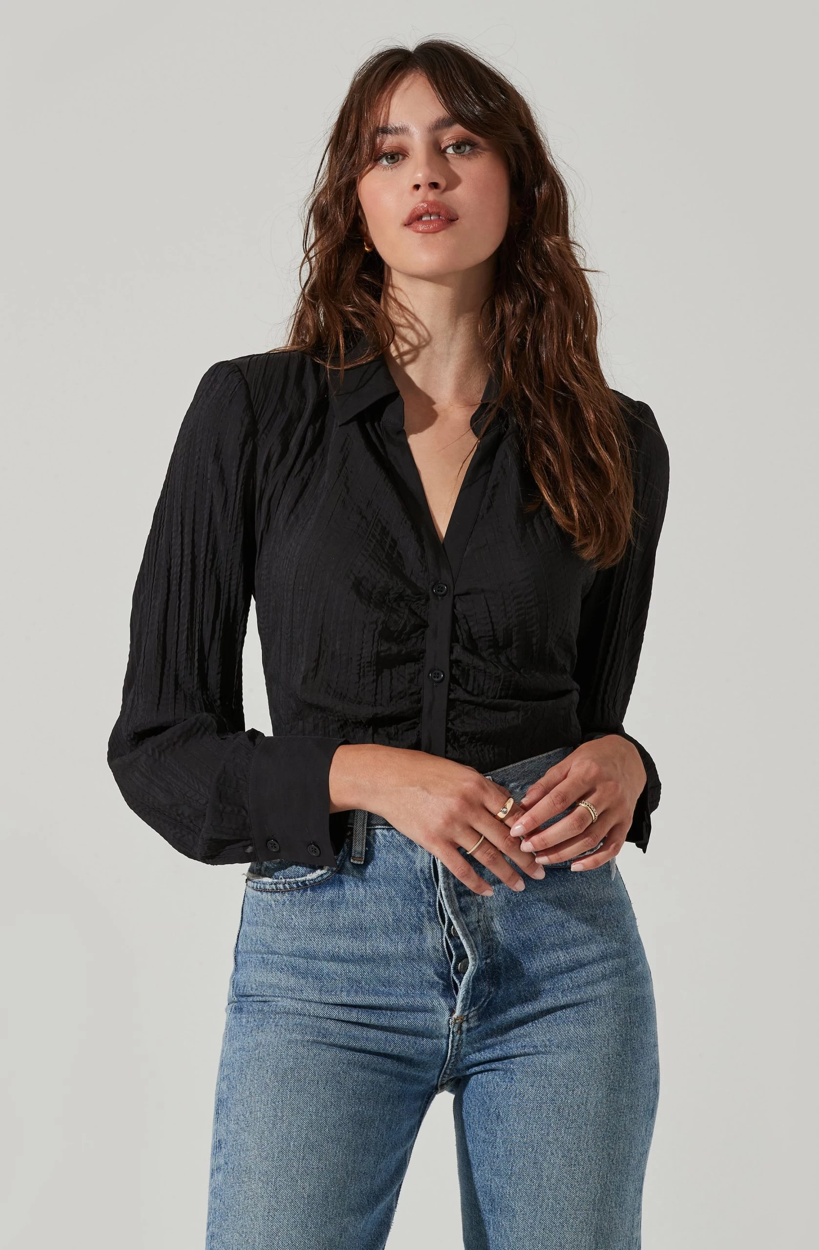 Textured Ruched Button Up - Image 3