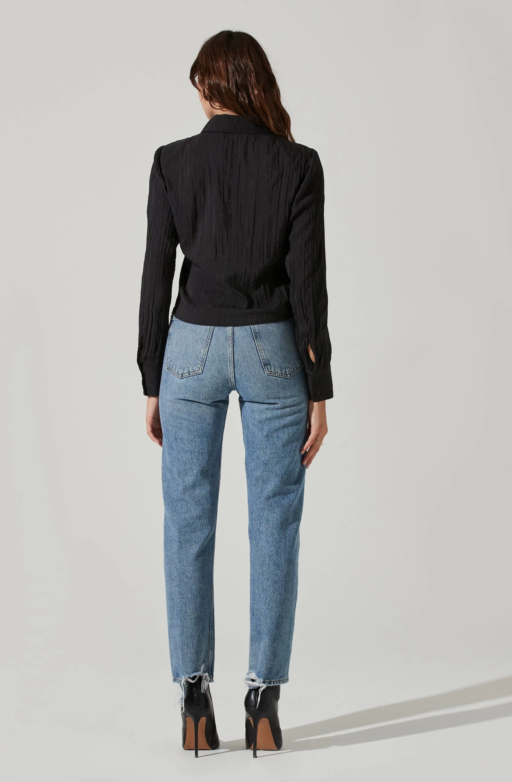 Textured Ruched Button Up - Image 4