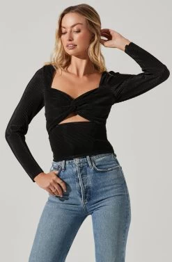 Plisse Twist Bust Top