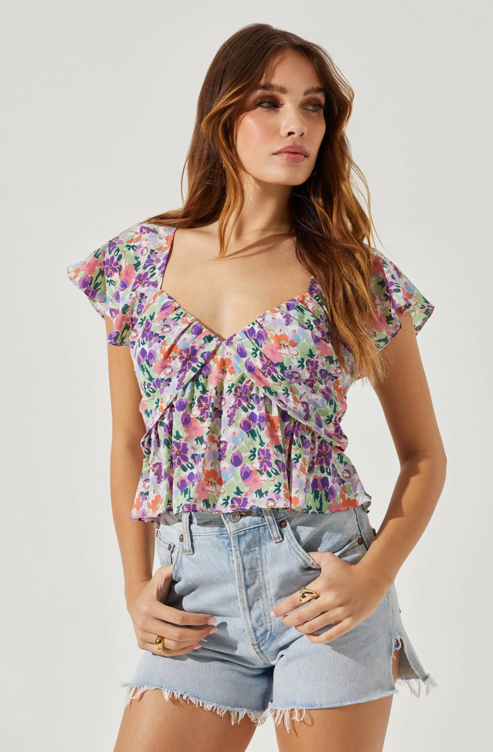 Flutter Sleeve Flowy Floral Top - Image 3