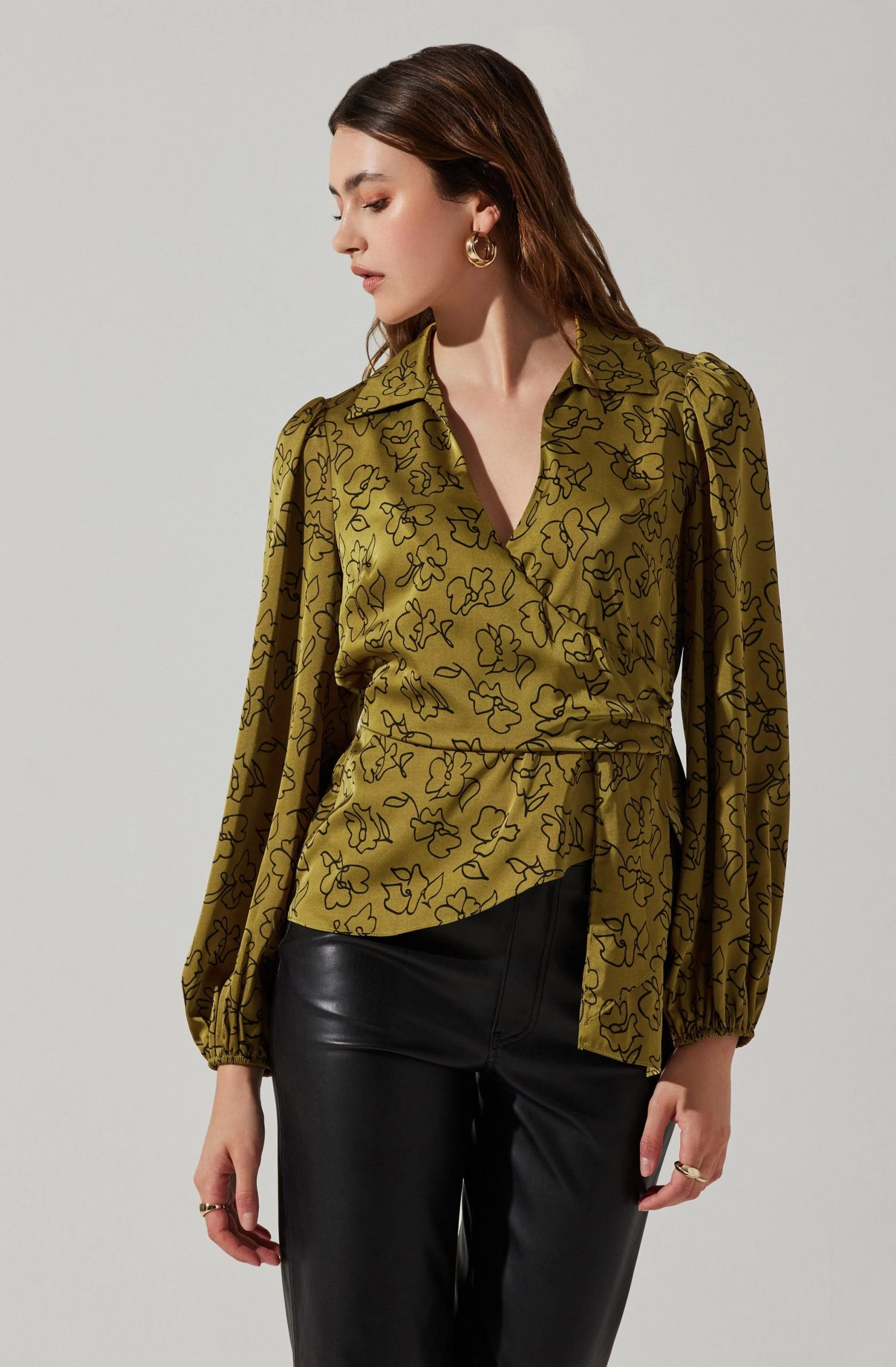 Asymmetrical Collared Floral Wrap Top - Image 3